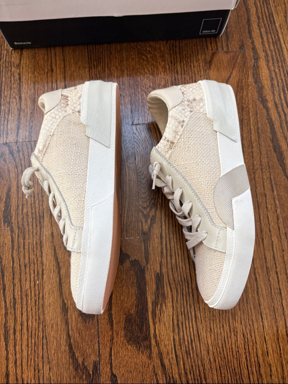 NWT, Dolce Vita Linen Zina Sneakers! - Picture 6 of 8